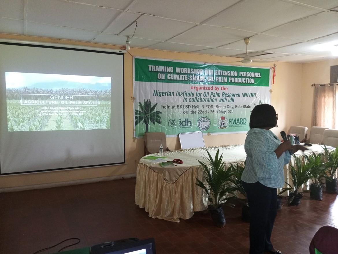 IDH and NIFOR Collaborate to promote sustainable oil palm production practices - May 26, 2023