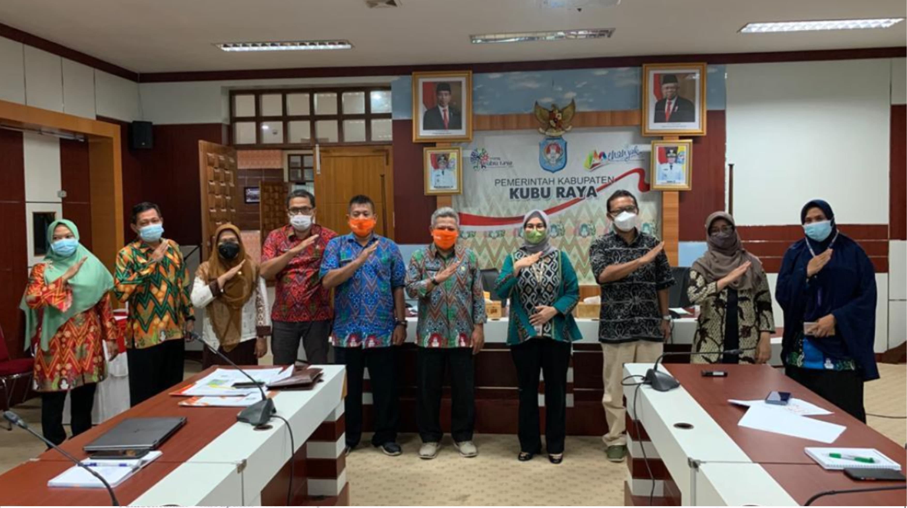 Study of Applied Institutional Working Groups for Accelerating the Implementation of Green Growth in Kubu Raya Regency to the Joint Secretariat of the PPI Compact in Ketapang Regency